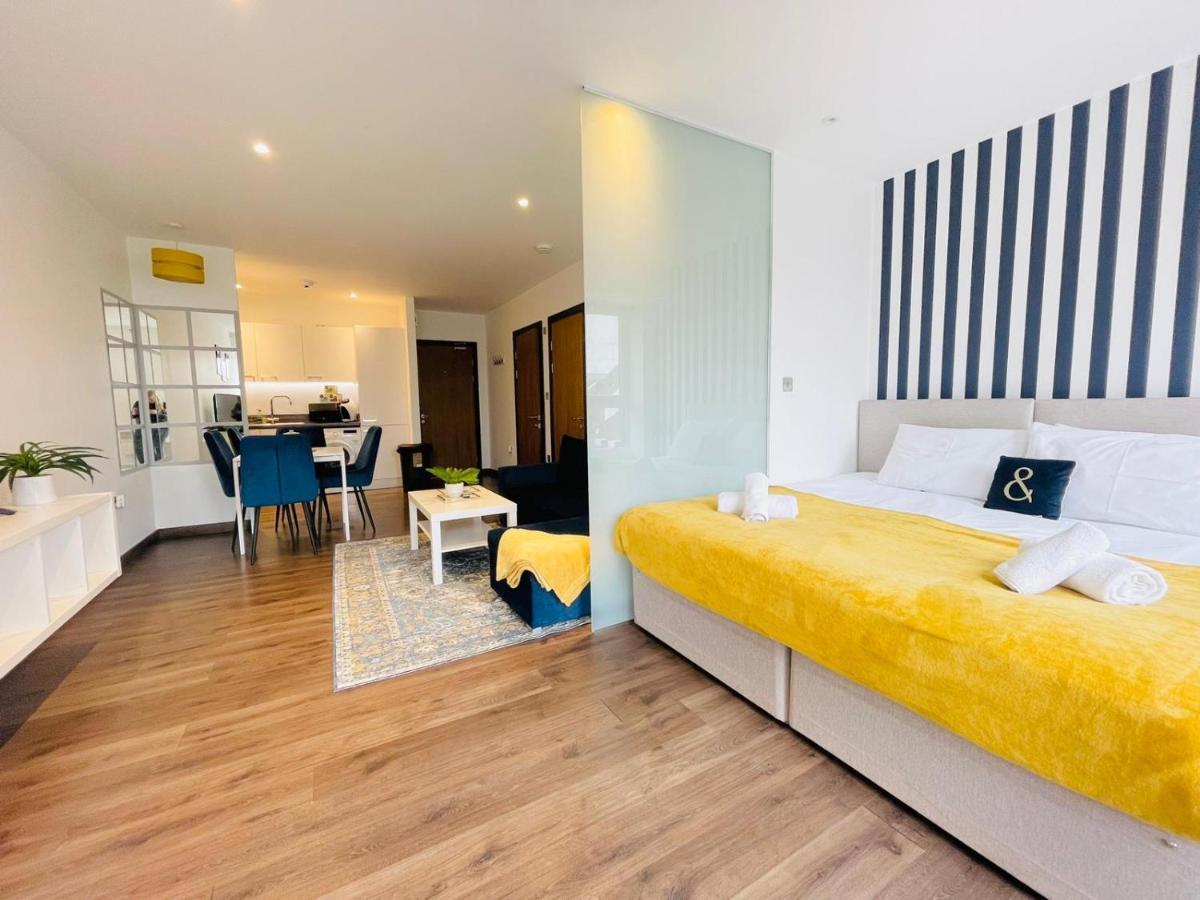 Park Street Apartment Luton By Hostaguest Zewnętrze zdjęcie